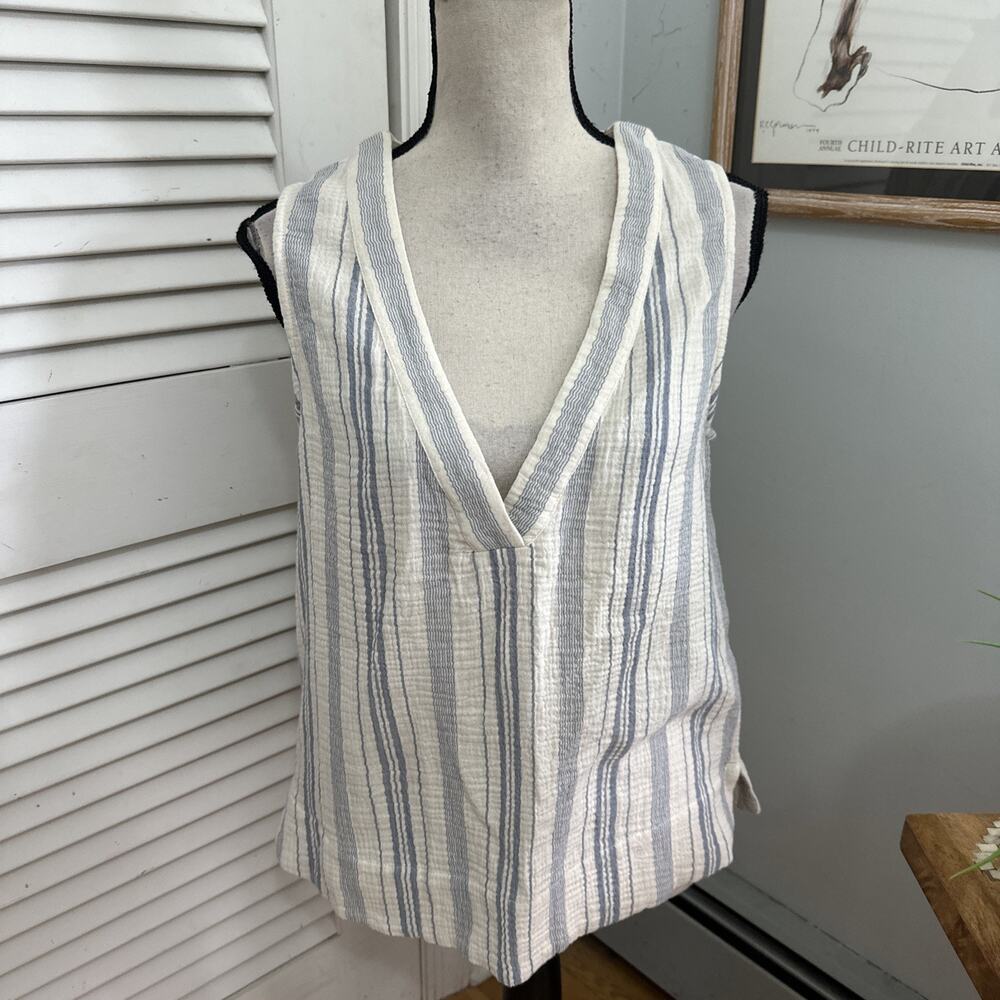 Faherty Top Womens Small Cream Blue Striped Gauzy Sleeveless Minimalist Beach
